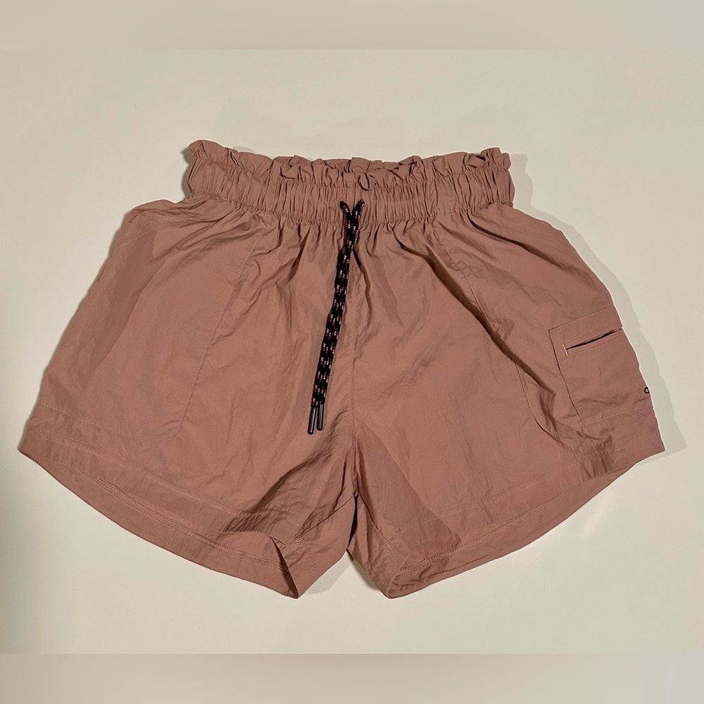 adidas Women's Mauve Lightweight Utility Woven Shorts, XS